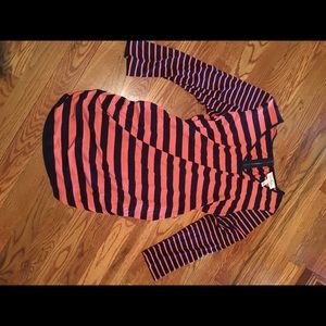 Jessica Simpson maternity top EUC